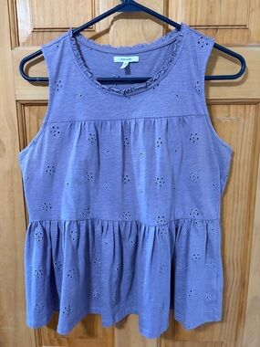 🌹5 for $25🌹 Maurices Lilac Eyelet Peplum Tank Top